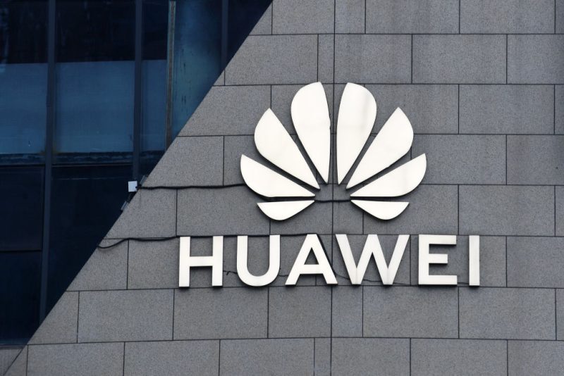 Madrid annule un contrat d’extension de réseau avec des équipements Huawei