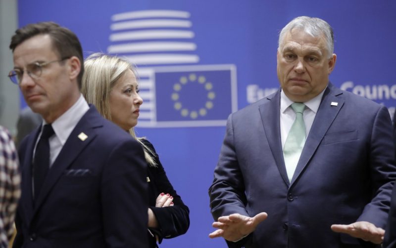 Le Premier ministre suédois répond aux accusations d’« effondrement » de l’ordre public portées par la Viktor Orbán