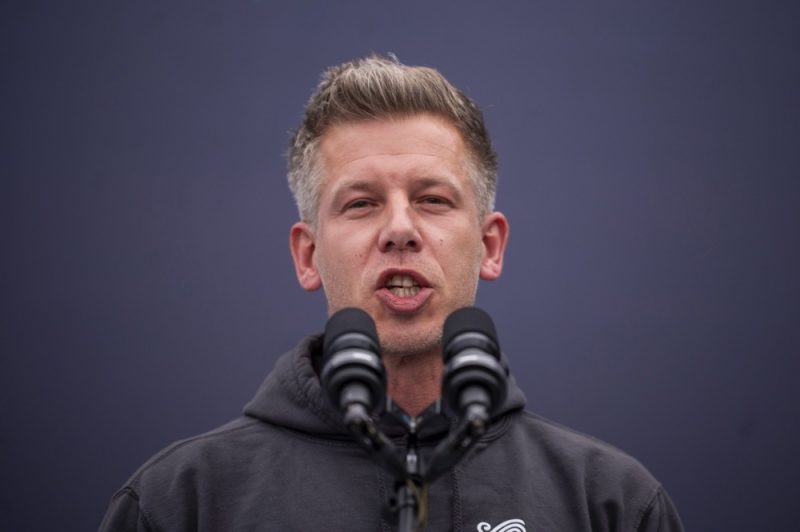 La commission JURI du Parlement rejette la demande de levée de l’immunité du chef de l’opposition hongroise