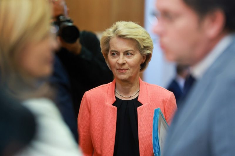 Bruxelles accuse la Russie d'avoir brouillé le GPS de l'avion d'Ursula von der Leyen lors d'un déplacement en Bulgarie