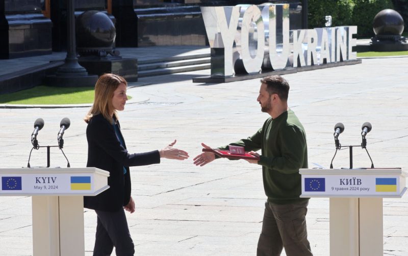 La présidente du Parlement européen en visite à Kiev
