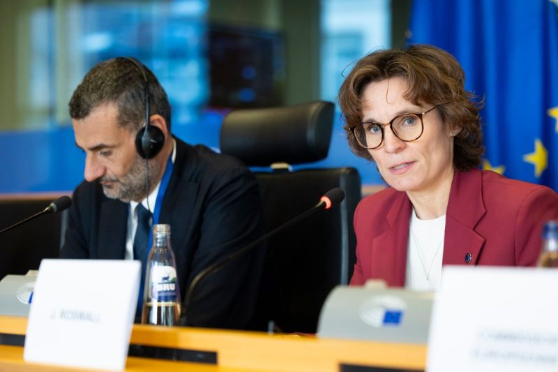 Report de la loi anti-déforestation : les problèmes techniques ne sont pas faciles à résoudre, soutient la commissaire à l’Environnement