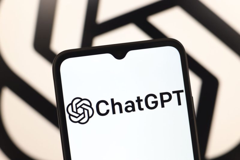 Bruxelles examine si ChatGPT relève des règles européennes de gouvernance en ligne