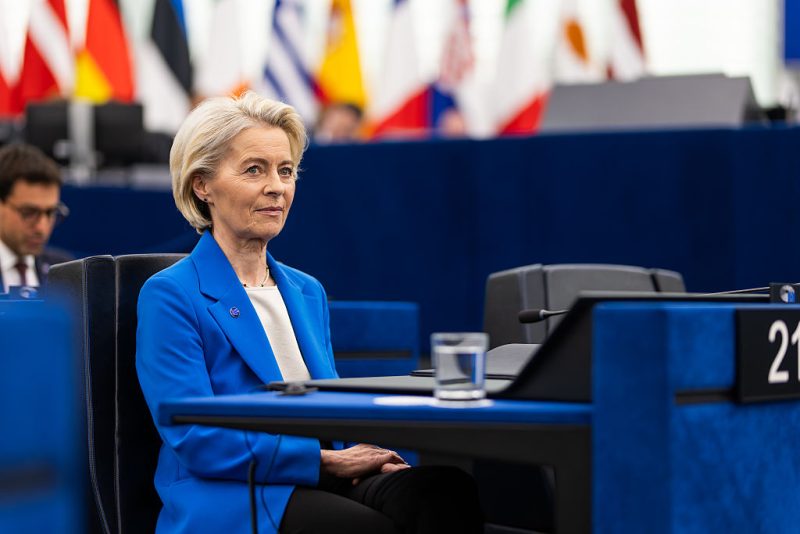 Motion de censure contre von der Leyen : au Parlement européen, les centristes font barrage à la charge menée par des Français