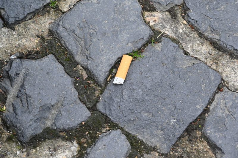 Interdiction des filtres de cigarettes : le dernier souffle du tabagisme ?