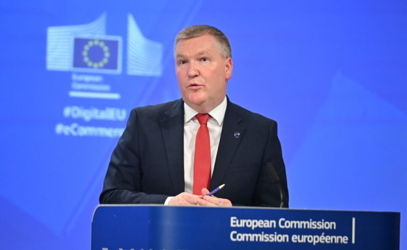 Le commissaire à la Justice dirigera le futur centre européen de lutte contre la désinformation