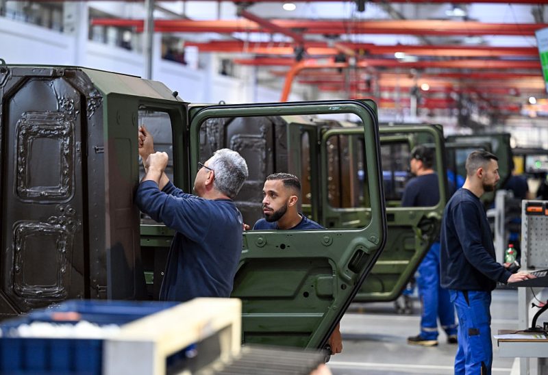 Les États membres de l’UE s’opposent à l’accélération des procédures d’autorisation pour les usines de défense
