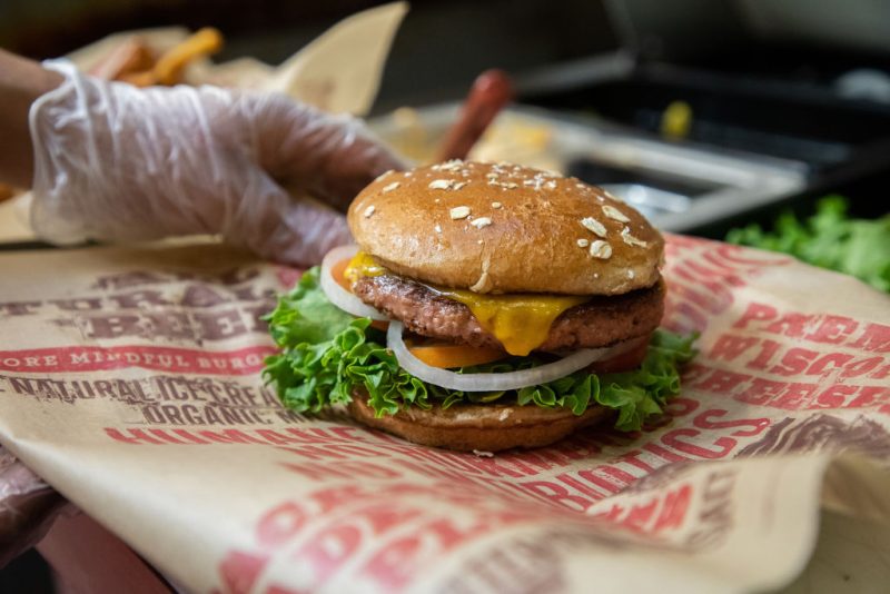 Le Parlement et le Conseil dans l’impasse sur l’interdiction des « burgers végétariens »