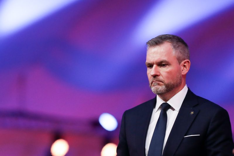 Veto surprise du président slovaque à la suppression du bureau des lanceurs d’alerte