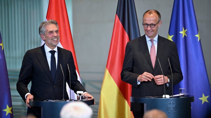 Les pays riches de l&rsquo;UE bénéficient de rabais « injustifiés » sur leur contribution au prochain budget, selon les experts