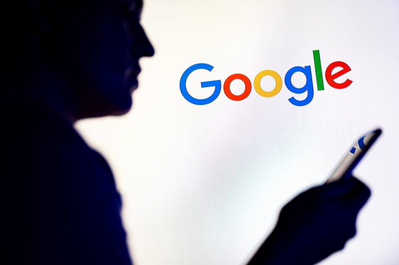 La Commission enquête sur Google pour avoir entraîné son IA sans rémunérer les créateurs