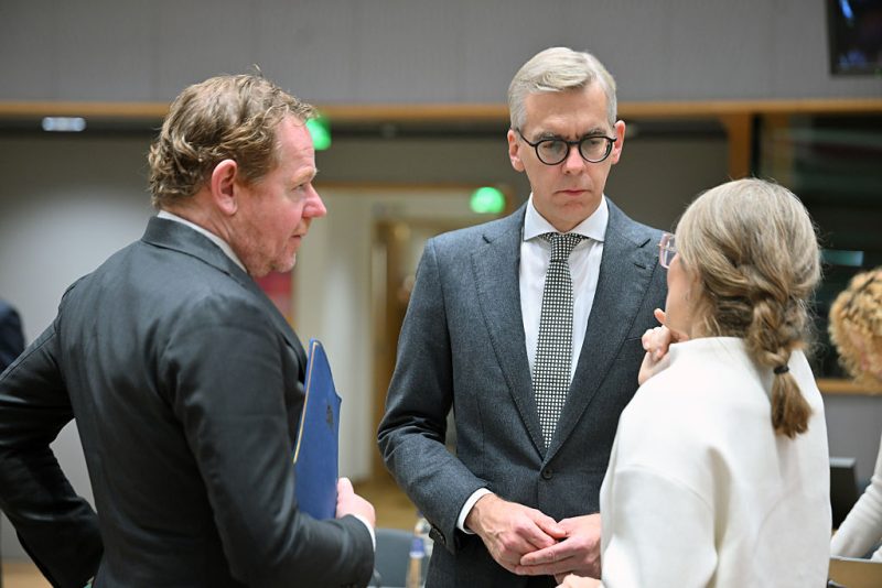 Les ministres de l’UE scellent un accord sur les migrations, les ONG dénoncent une dérive sécuritaire
