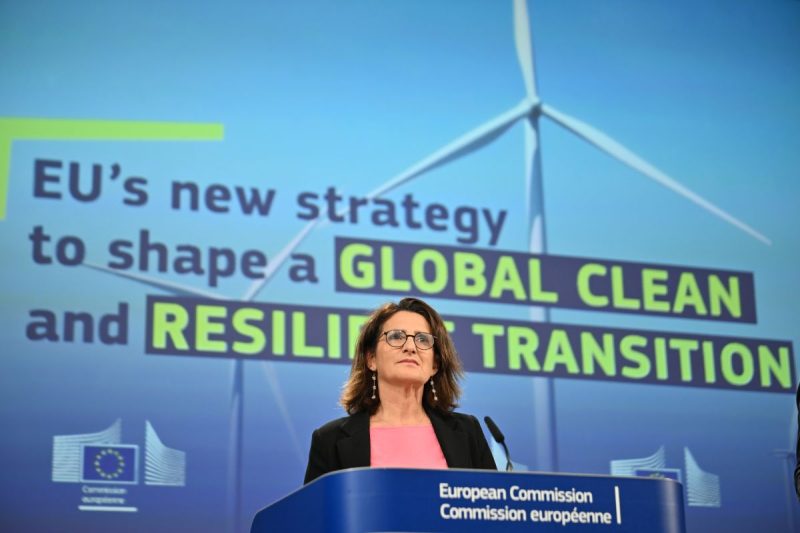 Bruxelles prend ses distances avec la charge de sa commissaire Teresa Ribera contre Washington