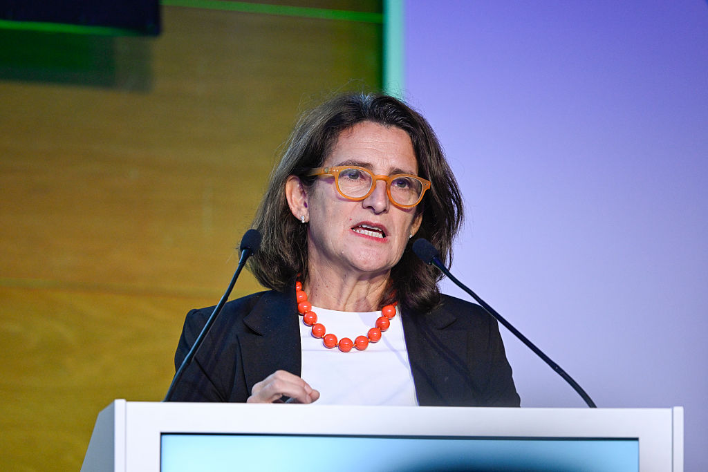 Teresa Ribera invoque une « obligation constitutionnelle » de l’UE à faire respecter ses règles numériques