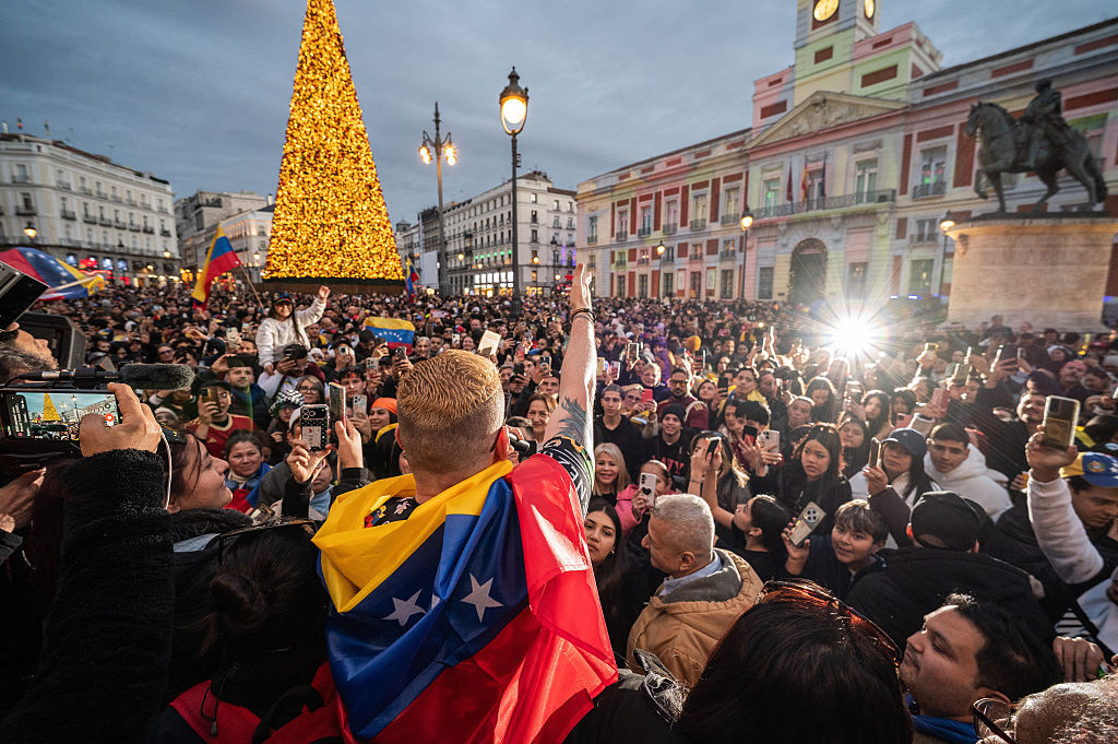 Thousands of Venezuelans living in Madrid gathered at Puerta