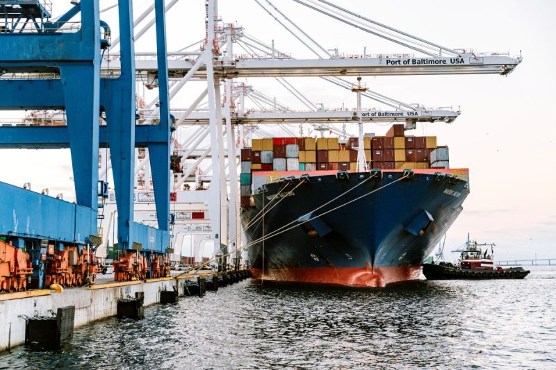 Les Nations unies exhortent l'UE à assouplir sa position pour décarboner le transport maritime international