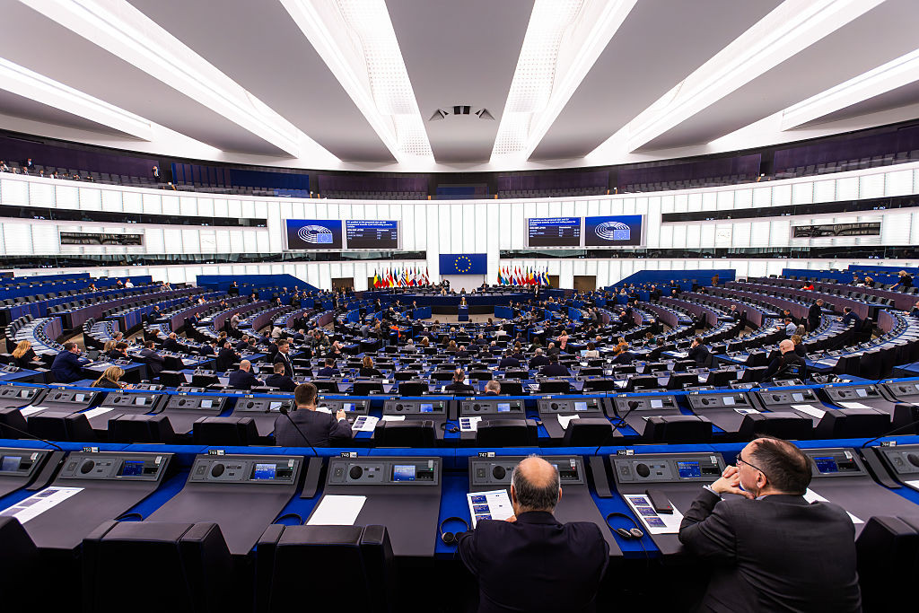 L’extrême droite renforce son emprise sur la politique migratoire de l’UE