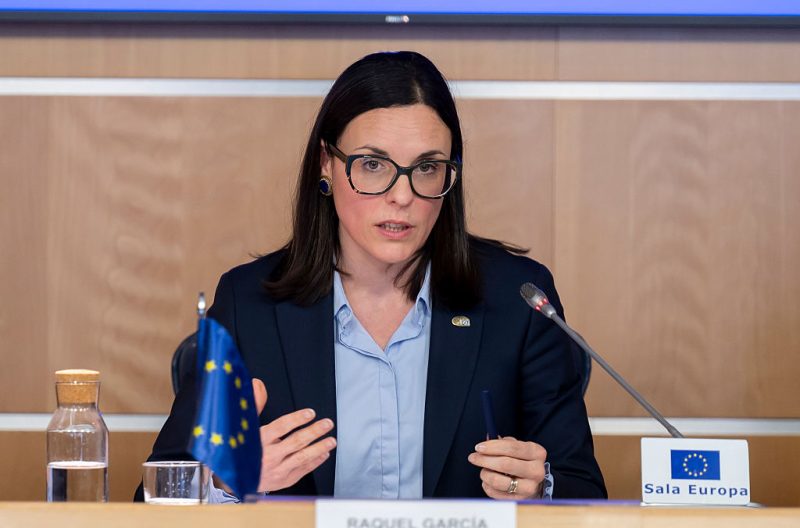 Partage de données biométriques : une eurodéputée questionne les discussions UE–États-Unis sur les visas