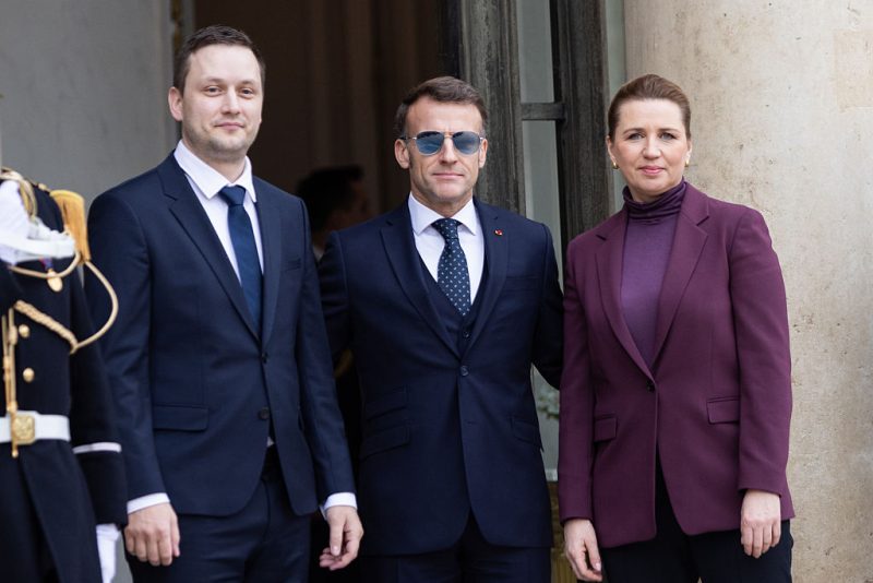 Paris signe un accord pour exploiter les richesses minérales du Groenland