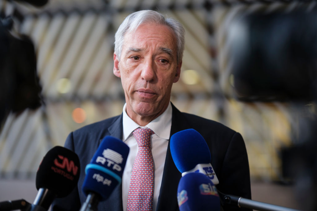 EXCLUSIF : L&rsquo;ancien ministre des Affaires étrangères du Portugal pressenti pour prendre la tête du Collège d&rsquo;Europe