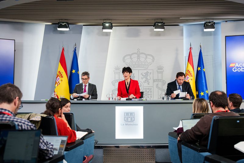 L'Espagne franchit une étape décisive vers la régularisation d'un demi-million de migrants