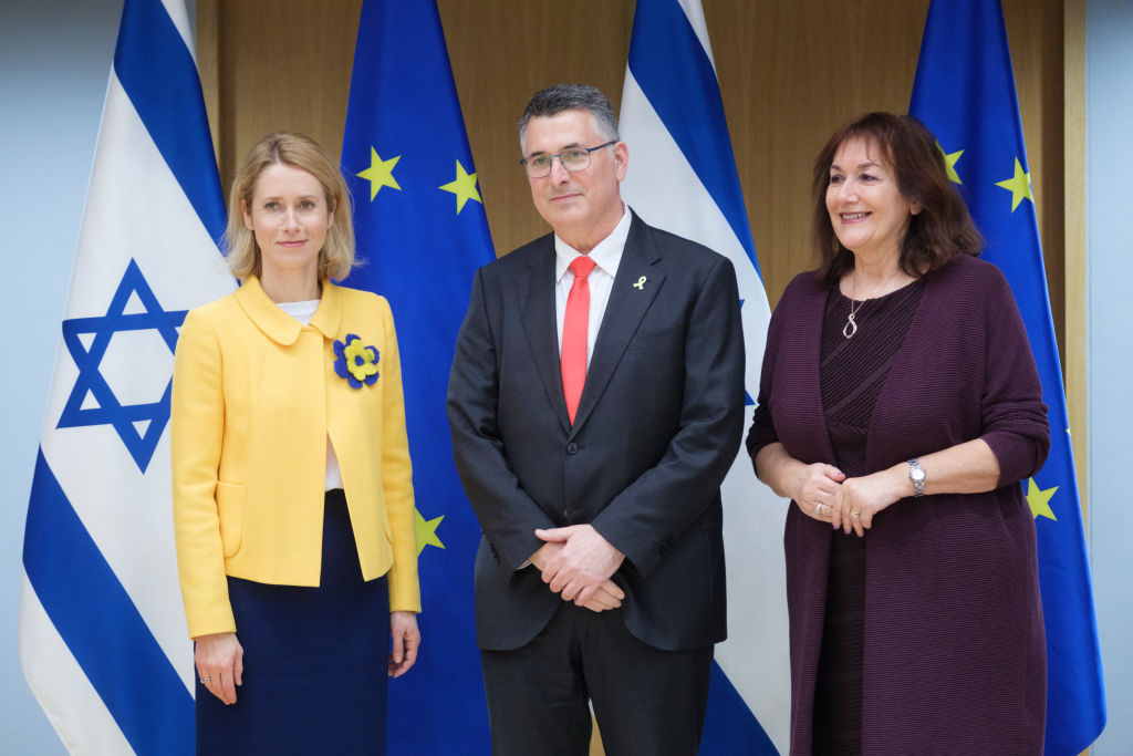 L'UE adopte une attitude « hostile » face à la violence des colons en Cisjordanie