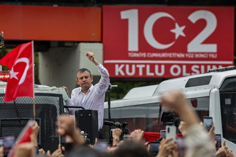 L'opposition craint qu'Erdoğan ne déclenche des élections anticipées
