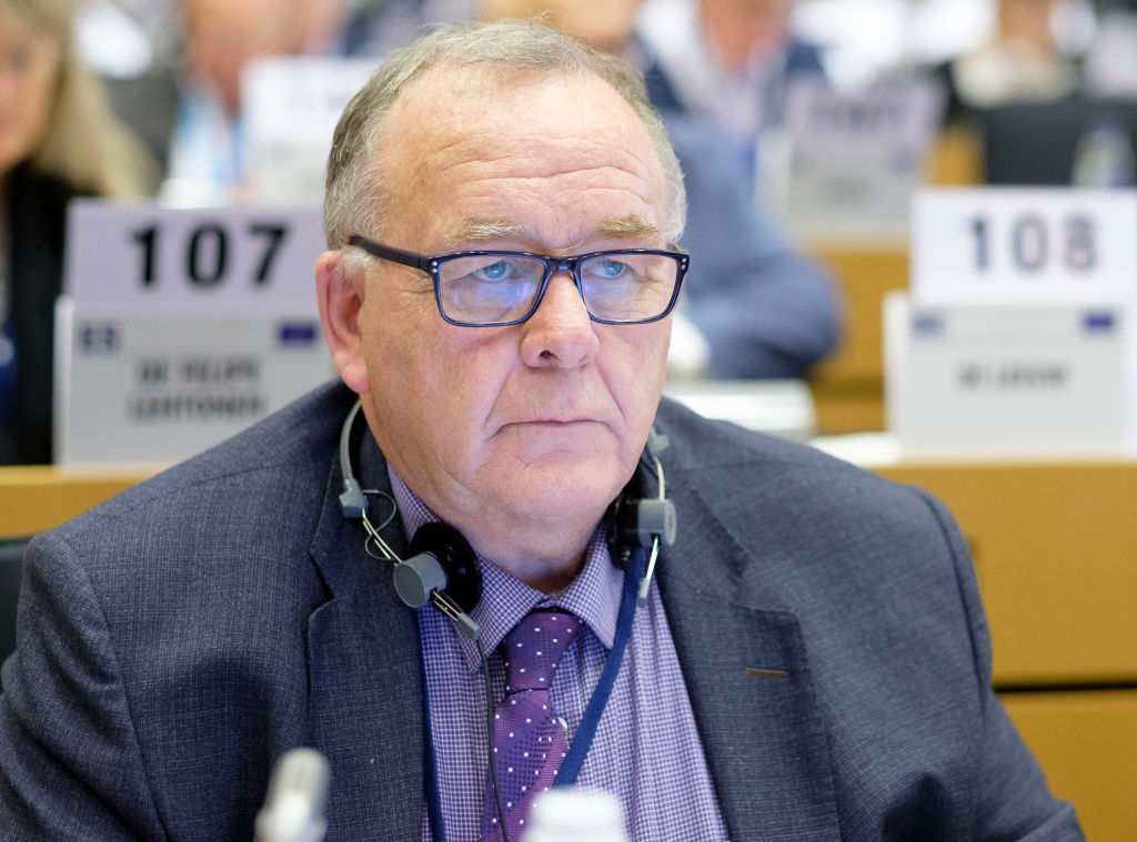 « Chasse aux sorcières » contre un lanceur d'alerte : la Médiatrice européenne sollicitée