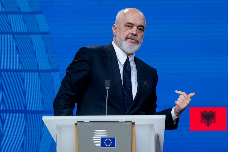 « Il y a trois choses qu’on ne peut pas prédire : Dieu, le sexe et l’UE », selon Rama