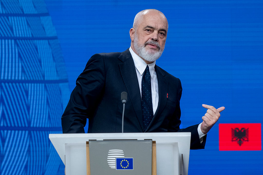 « Il y a trois choses qu’on ne peut pas prédire : Dieu, le sexe et l’UE », selon Rama