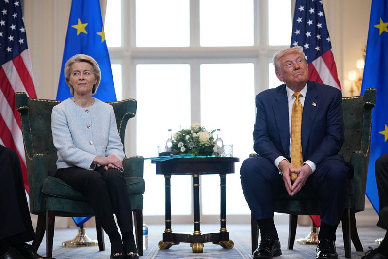 Tarifs douaniers de Trump : l’UE dans le flou à l'approche de l’échéance