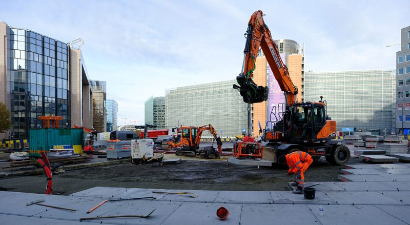 Bruxelles prévoit de verdir le très moqué rond-point Schuman