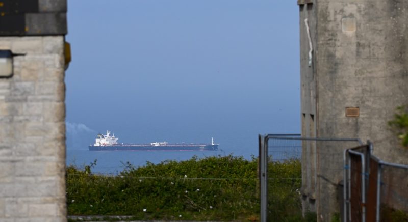 Les capitales européennes approuvent la vente de pétrole russe confisqué