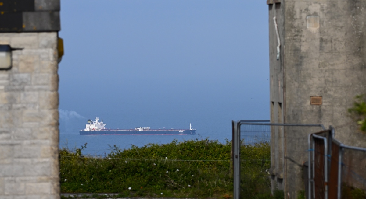 Les capitales européennes approuvent la vente de pétrole russe confisqué
