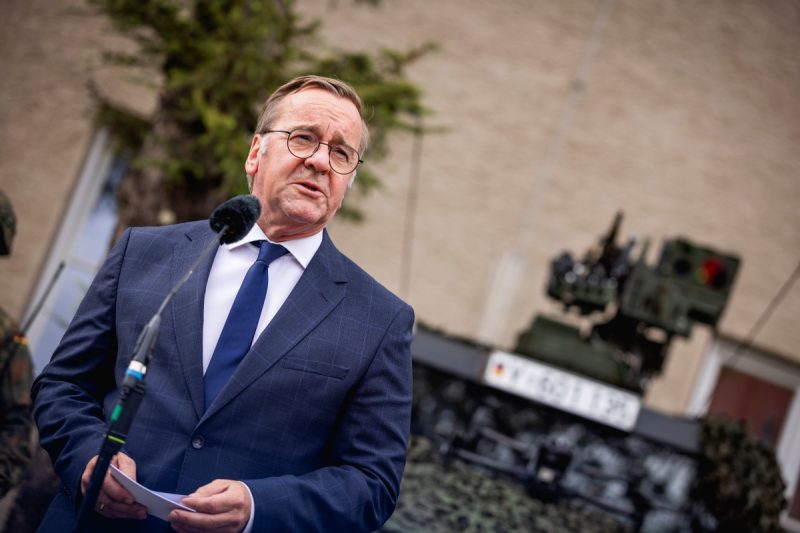 Le ministre allemand de la Défense sonne la fin du projet de char de combat franco-allemand