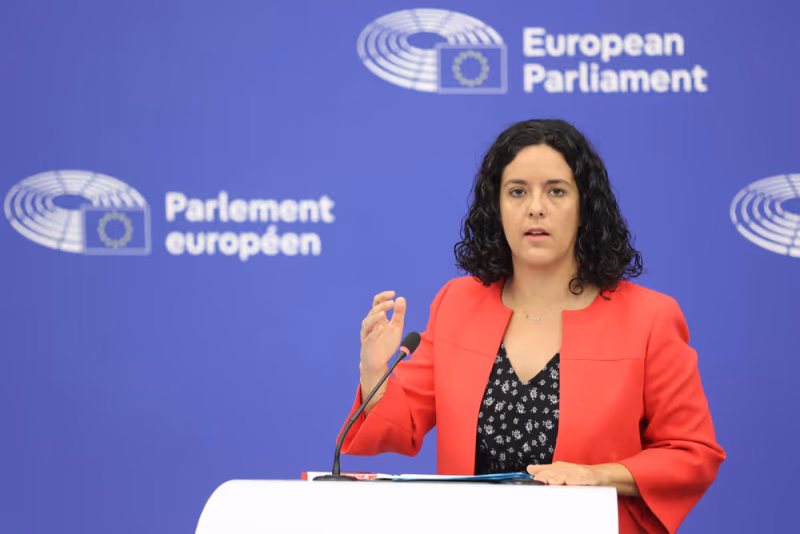 La députée européenne française Manon Aubry hospitalisée après une morsure de vipère