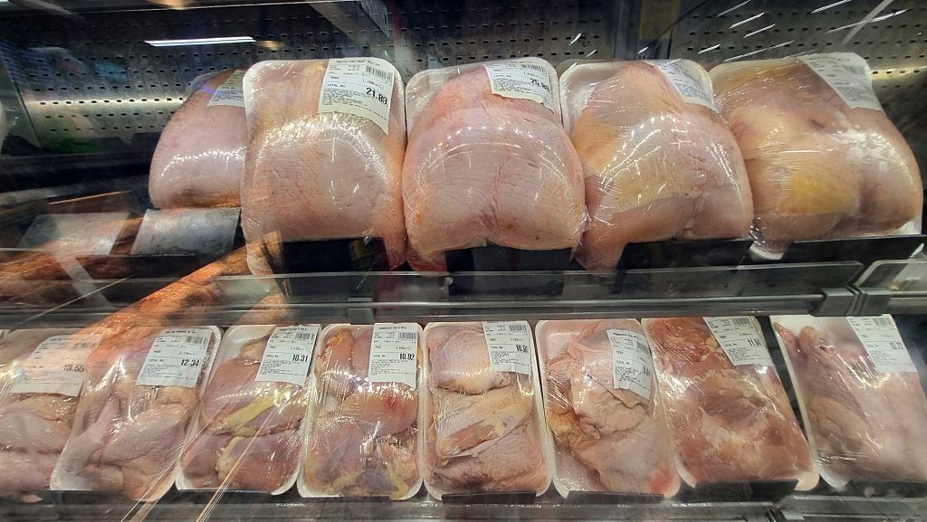 Les exportations de volaille brésilienne suspendues par l'UE