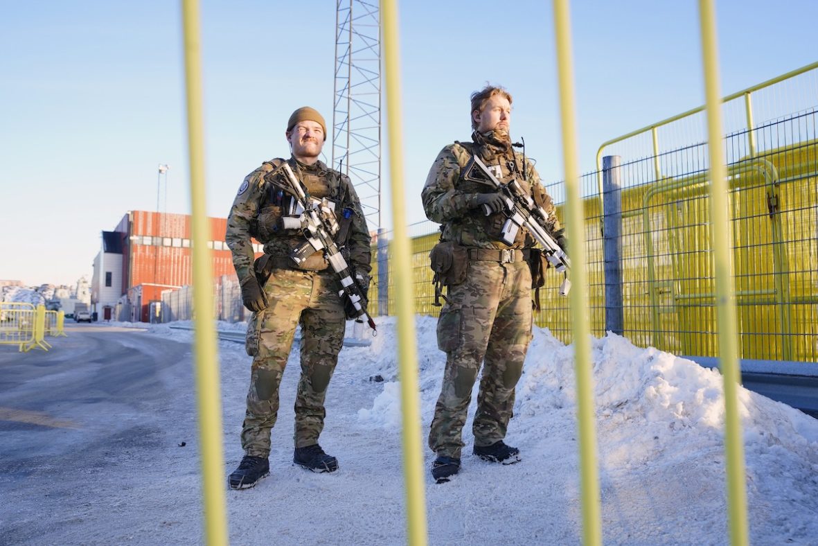 Le Danemark envoie ses premiers conscrits au Groenland