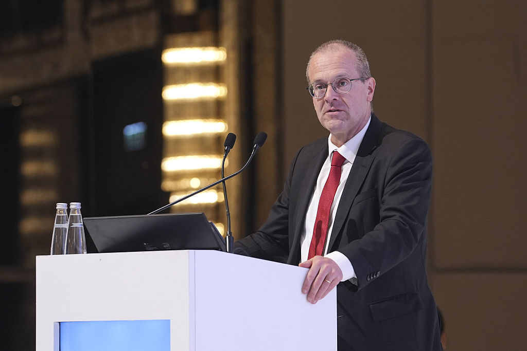 Hans Kluge se prépare à prendre les rênes de l'OMS