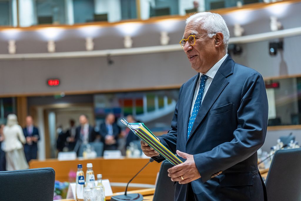 Prochain budget de l'UE : la course contre Le Pen