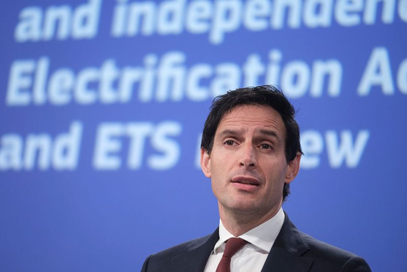 INTERVIEW : Selon Hoekstra, la guerre fait de l'action climatique une « évidence » pour l'Europe