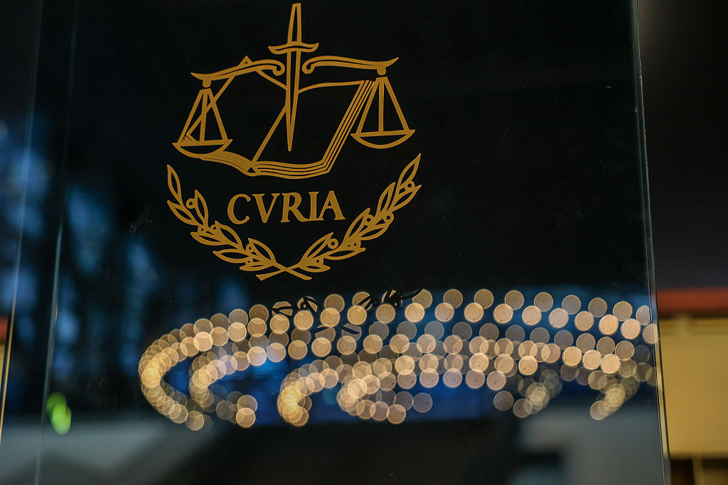 Avoirs russes gelés : la CJUE rejette le recours de la Hongrie sur la FEP