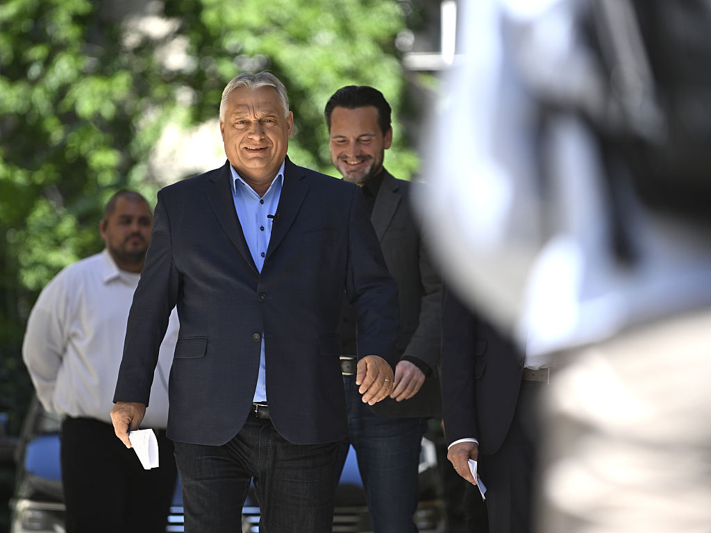 Début des enquêtes anti-corruption : un enregistrement montre un Orbán bravache