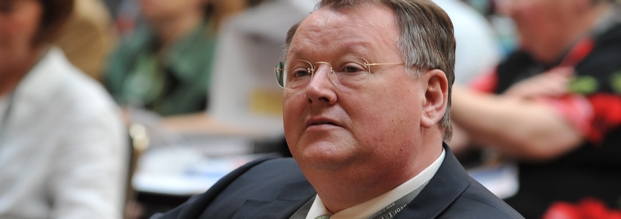 dbb-Chef Peter Heese beobachtet den Trend zu externen Beratern mit Skepsis (Foto: dpa)