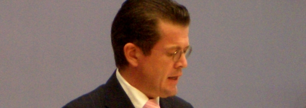 Opel-Deal: Guttenberg sieht EU-Prüfung gelassen