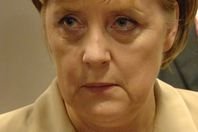 Merkels ethnische Bemerkungen gießen Öl ins Feuer