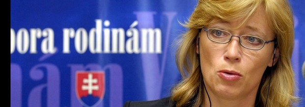 Die Griechenlandmisere als Wahlkampfthema in der Slowakei: Iveta Radicova (51), Chefin der rechts-konservativen Oppositionspartei SDKU, lehnt das Paket für Athen definitiv ab und setzt damit Premierminister Robert Fico unter Druck (Foto: CTK)