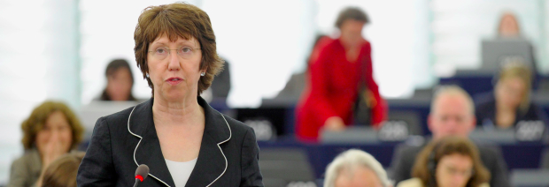EU-Außenbeauftragte Catherine Ashton sicherte dem Parlament die Haushaltskontrolle sowie die politische Mitsprache in allen Fragen zu, die nicht ausschließlich Angelegenheit der Regierungen sind.
