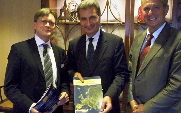 Oettinger und das YellowPaper von EURACTIV.de