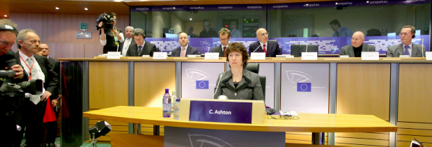 Catherine Ashton und die Männerwelt des EAD